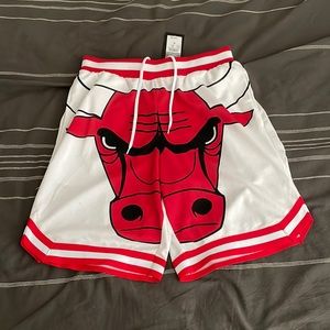 Rue 21 medium basketball shorts